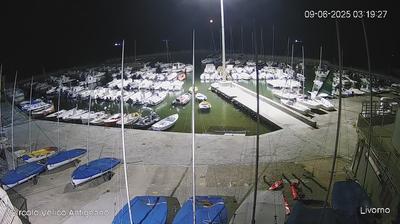 immagine della webcam nei dintorni di Bientina: webcam Livorno
