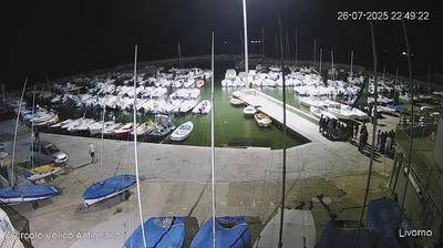 immagine della webcam nei dintorni di Marina Di Pisa: webcam Livorno