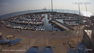 immagine della webcam nei dintorni di Livorno: webcam Antignano