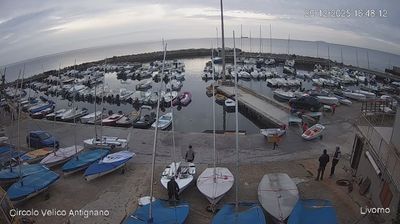 immagine della webcam nei dintorni di Quercianella: webcam Antignano