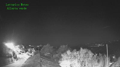 immagine della webcam nei dintorni di Spezzano della Sila: webcam Lattarico