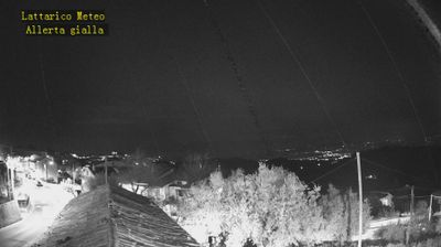 immagine della webcam nei dintorni di Spezzano della Sila: webcam Lattarico