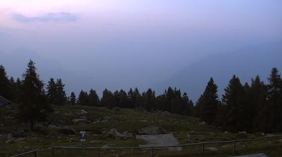 immagine della webcam nei dintorni di Domaso: webcam Monte Legnone