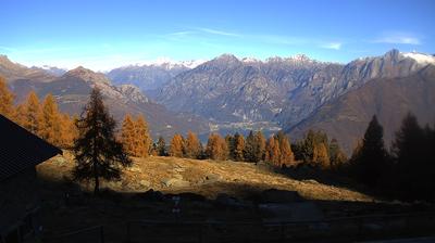 immagine della webcam nei dintorni di Tremezzo: webcam Monte Legnone