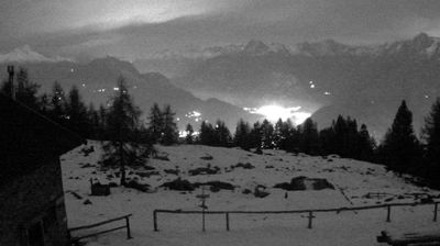 immagine della webcam nei dintorni di Pasturo: webcam Monte Legnone