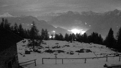 immagine della webcam nei dintorni di Morbegno: webcam Monte Legnone