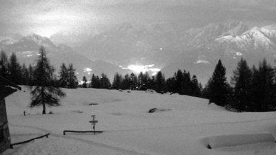 immagine della webcam nei dintorni di Vercana: webcam Monte Legnone