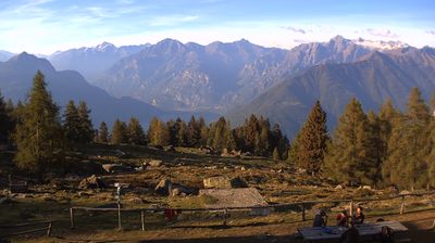 immagine della webcam nei dintorni di Menarola: webcam Monte Legnone