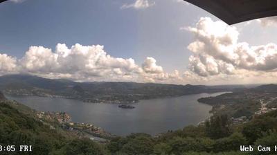 immagine della webcam nei dintorni di Cavaglio d'Agogna: webcam Madonna del Sasso