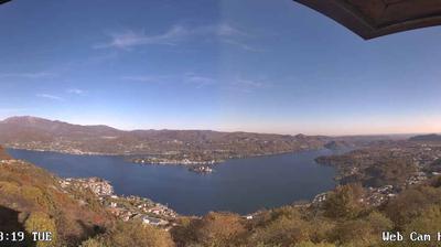 immagine della webcam nei dintorni di Pettenasco: webcam Madonna del Sasso