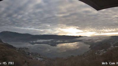 immagine della webcam nei dintorni di Casale Corte Cerro: webcam Madonna del Sasso