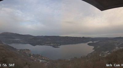 immagine della webcam nei dintorni di Pella: webcam Madonna del Sasso