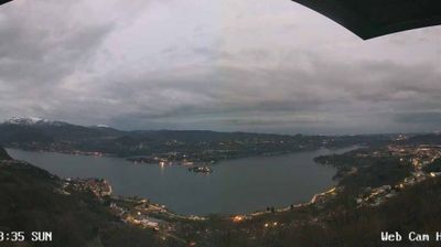 immagine della webcam nei dintorni di Omegna: webcam Madonna del Sasso