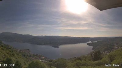 immagine della webcam nei dintorni di Arona: webcam Madonna del Sasso