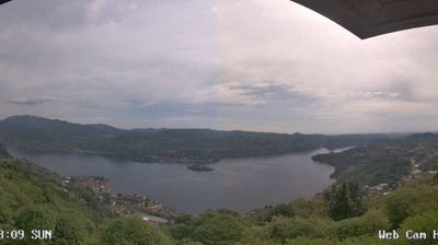 immagine della webcam nei dintorni di Omegna: webcam Madonna del Sasso
