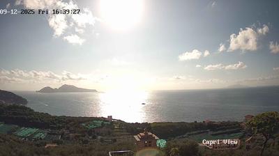 immagine della webcam nei dintorni di Vettica: webcam Sant'Agata sui Due Golfi