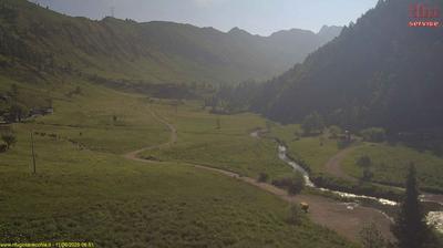immagine della webcam nei dintorni di Mezzoldo: webcam Rifugio Falc