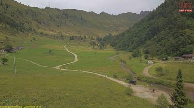 immagine della webcam nei dintorni di Rifugio Falc: webcam Introbio