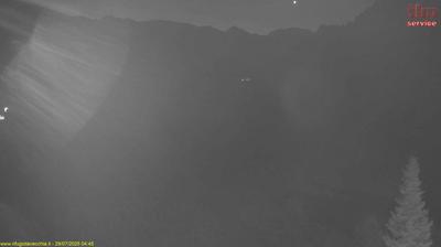 immagine della webcam nei dintorni di Perledo: webcam Introbio