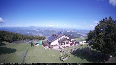 immagine della webcam nei dintorni di Sigillo: webcam Monte Nerone