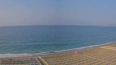immagine della webcam nei dintorni di Roccavignale: webcam Finale Ligure