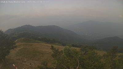 immagine della webcam nei dintorni di Calestano: webcam Schia Monte Caio