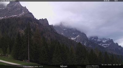 immagine della webcam nei dintorni di Passo Brocon: webcam Pale di San Martino