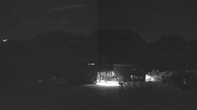 immagine della webcam nei dintorni di Passo Groste': webcam Rifugio Viviani