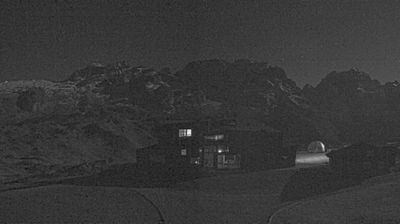 immagine della webcam nei dintorni di Spiazzo: webcam Rifugio Viviani