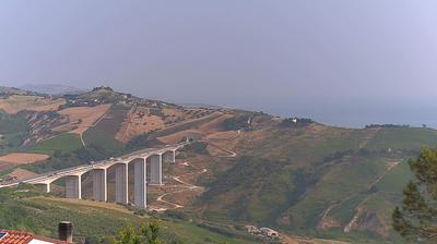 immagine della webcam nei dintorni di Morro d'Oro: webcam Foggetta