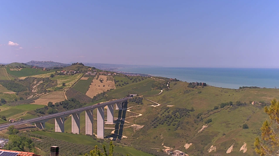 immagine della webcam nei dintorni di Canzano: webcam Foggetta
