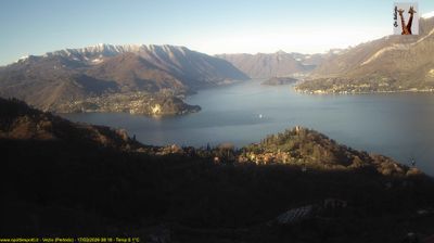 immagine della webcam nei dintorni di Pigra: webcam Perledo