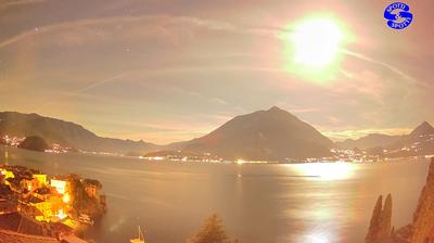 immagine della webcam nei dintorni di Perledo: webcam Varenna