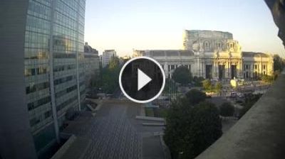 immagine della webcam nei dintorni di Seregno: webcam Milano Stazione Centrale