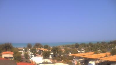 immagine della webcam nei dintorni di Marina Di Castagneto: webcam Vada