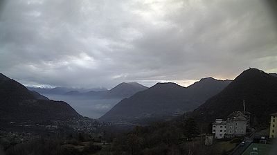 immagine della webcam nei dintorni di Carate Urio: webcam Casasco d'Intelvi