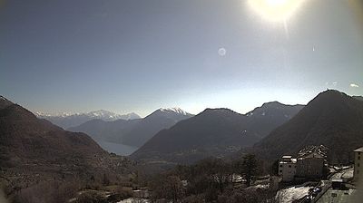 immagine della webcam nei dintorni di Brunate: webcam Casasco d'Intelvi