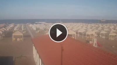 immagine della webcam nei dintorni di Torre Del Lago Puccini: webcam Tonfano