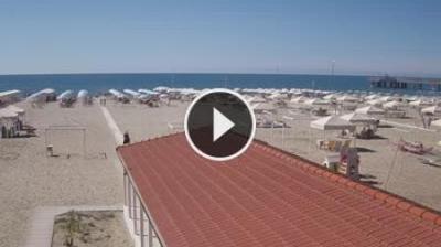 immagine della webcam nei dintorni di Camaiore: webcam Tonfano