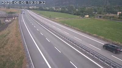 immagine della webcam nei dintorni di Antey-Saint-Andrè: webcam Issogne