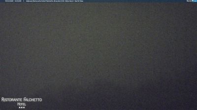 immagine della webcam nei dintorni di Capiago Intimiano: webcam Brunate