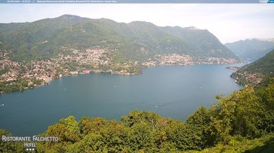 immagine della webcam nei dintorni di Capiago Intimiano: webcam Brunate