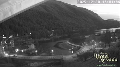 immagine della webcam nei dintorni di Carisolo: webcam Molveno