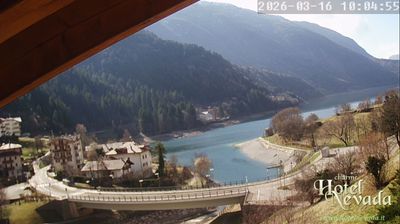 immagine della webcam nei dintorni di Pinzolo: webcam Molveno