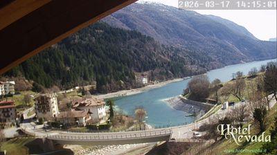 immagine della webcam nei dintorni di Rifugio Viviani: webcam Molveno