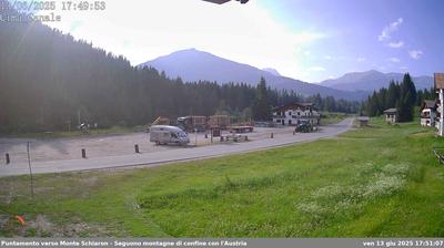 immagine della webcam nei dintorni di Calalzo di Cadore: webcam San Pietro di Cadore