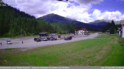 immagine della webcam nei dintorni di Domegge di Cadore: webcam San Pietro di Cadore