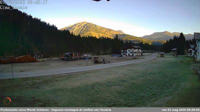 immagine della webcam nei dintorni di Calalzo di Cadore: webcam San Pietro di Cadore