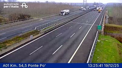 immagine della webcam nei dintorni di Madignano: webcam San Rocco al Porto