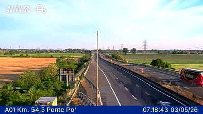 immagine della webcam nei dintorni di Sant'Angelo Lodigiano: webcam San Rocco al Porto